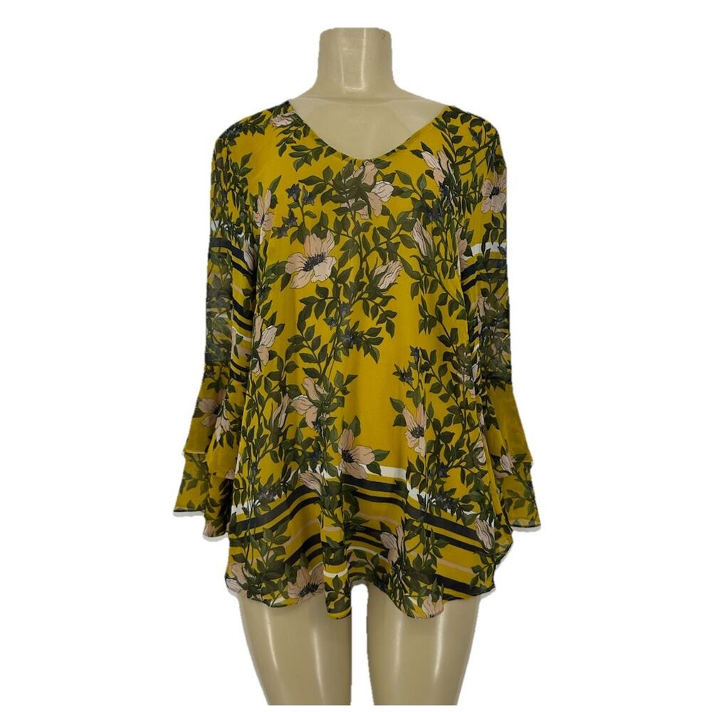 CAbi 5518 Large Women Spring Scene Floral Print Ruffle Blouse Bell Sleeve 43-21